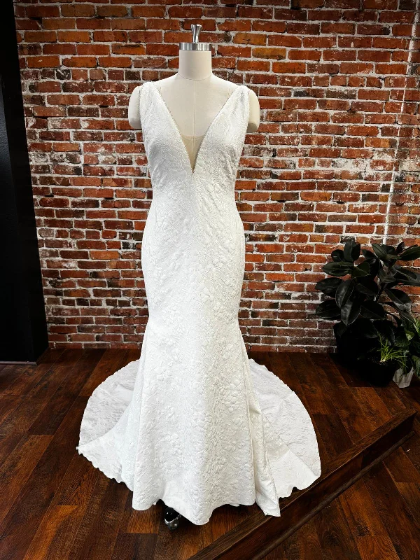 Price Rollback Pronovias Racimo