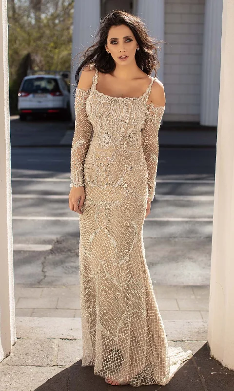 Special Offer Chic and Holland - HF1568 Cold Shoulder Long Sleeves Dress