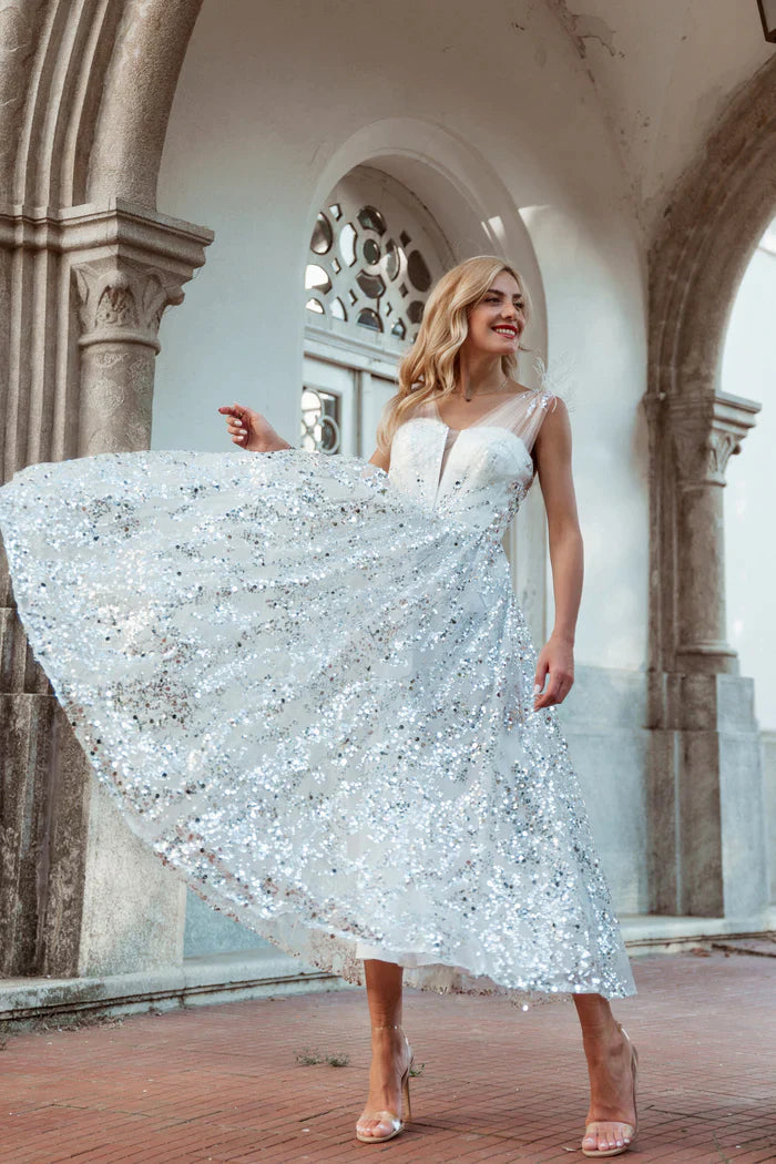 Markdown Madness TINA HOLLY Couture sweetheart sequin midi gown