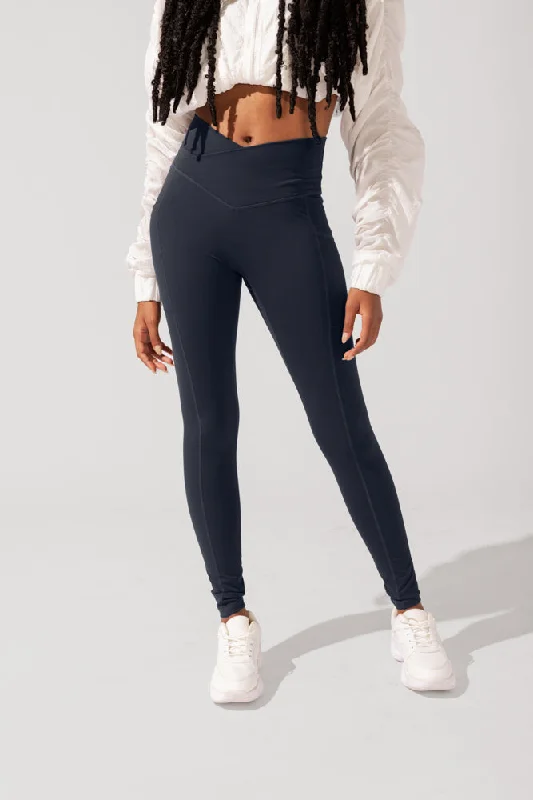 Early Bird Discount POPFLEX® Crisscross Hourglass® Leggings with Pockets - Smoky Navy Early Bird Discount POPFLEX® Crisscross Hourglass® Leggings with Pockets - Smoky Navy