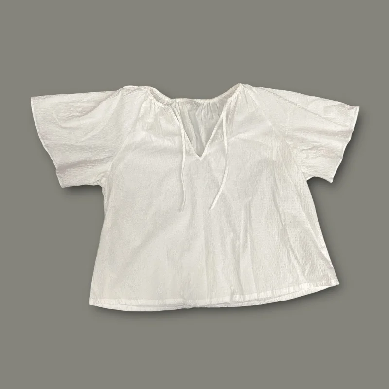 Get It Before It’s Gone Top Short Sleeve By A New Day In White, Size: L