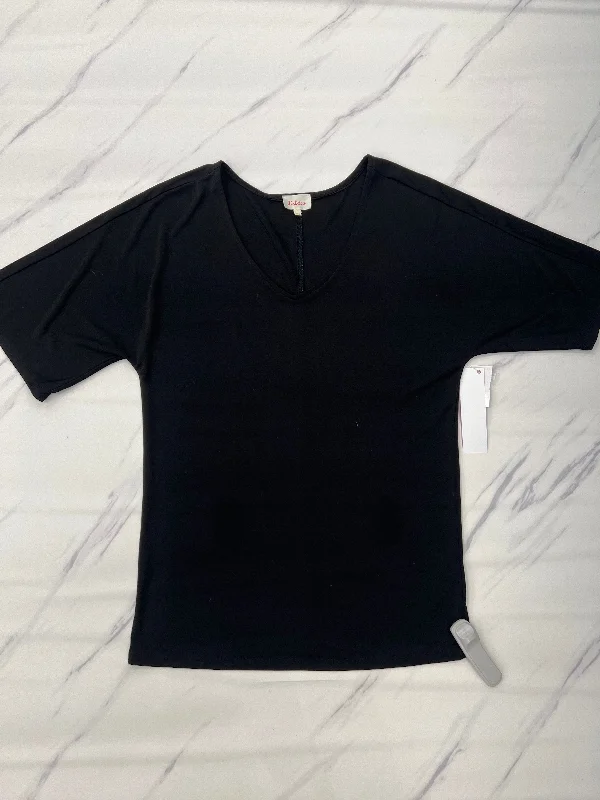 Extra Savings Top Short Sleeve By Deletta In Black, Size: S